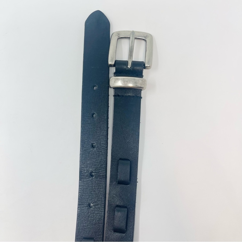 Leather Woven Geometric Contemporary Black Belt w/ Silver Toned Buckle - Picture 8 of 9